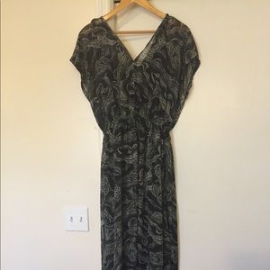 Maxi Dress Flutter Sleeve black and white pattern